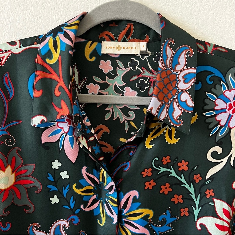 Tory Burch 100% Silk Floral Print Long Sleeve Button Down Blouse Top 8 - Picture 5 of 16